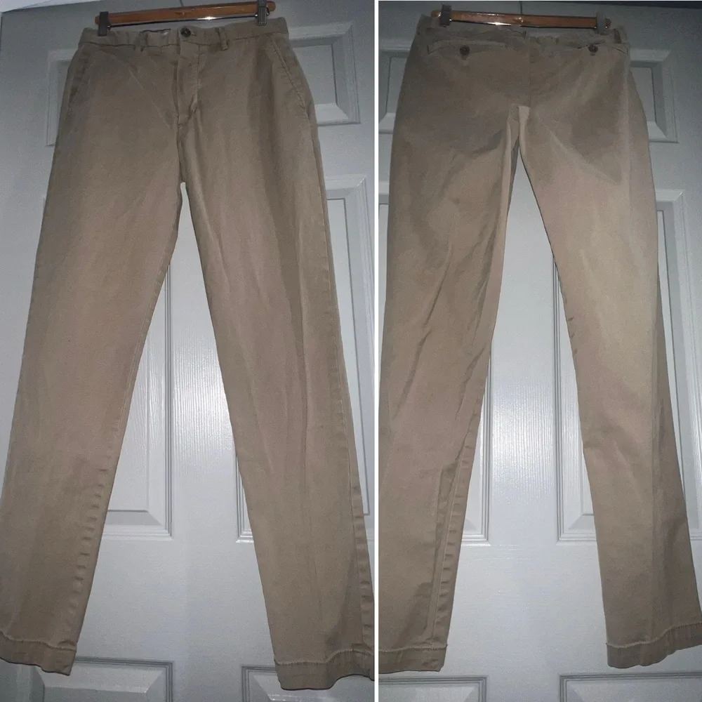 Men’s Banana Republic Athletic Lived-In Chino Size 31/34 Shade Acorn